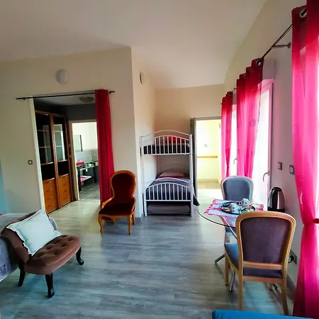 Bed & Breakfast D'hotes Du Bois Joli