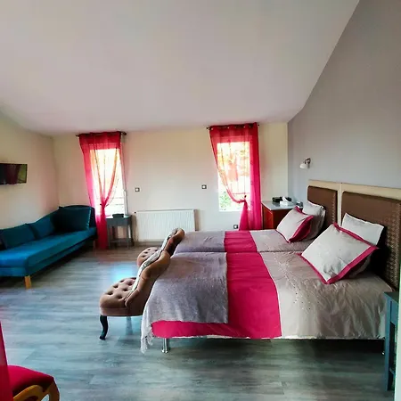 D'hotes Du Bois Joli Bed & Breakfast 3*