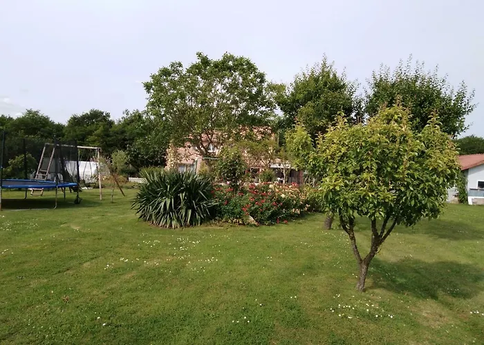 D'hotes Du Bois Joli 住宿加早餐酒店 3*